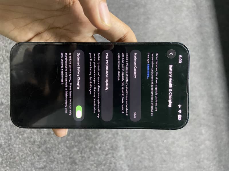 Apple iPhone 13 1