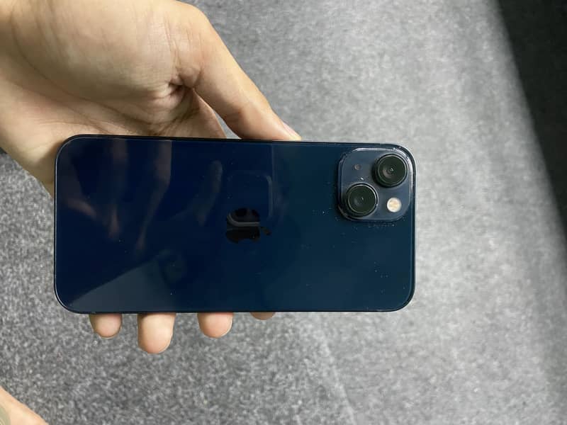 Apple iPhone 13 3