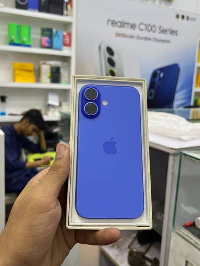 Apple iPhone 16