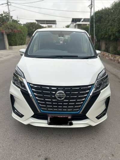 Nissan Serena 2026