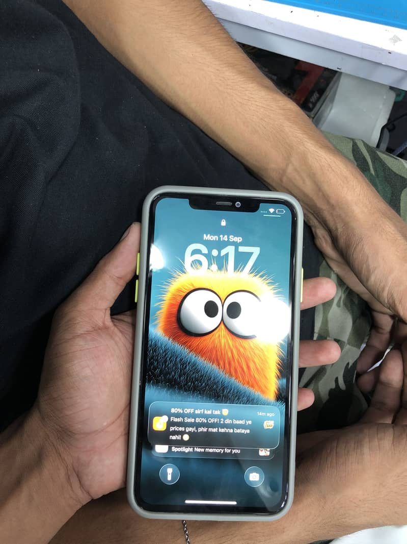 Apple iPhone 11 Pro Max 0