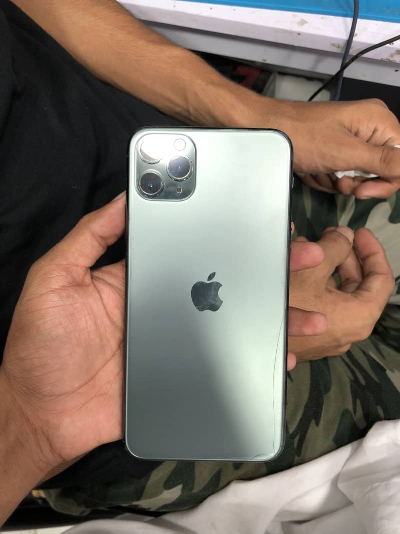 Apple iPhone 11 Pro Max 1