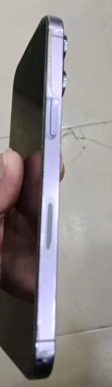 Apple iPhone 14 Pro Max 3
