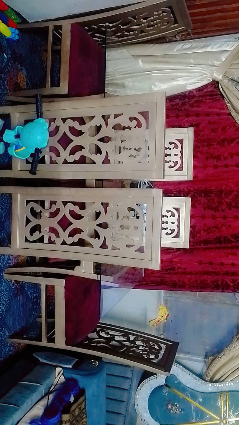 Dining table set 0