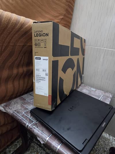 lenovo legion qhd oled rtx 5060 24gb ddr5 512gb nvme with box