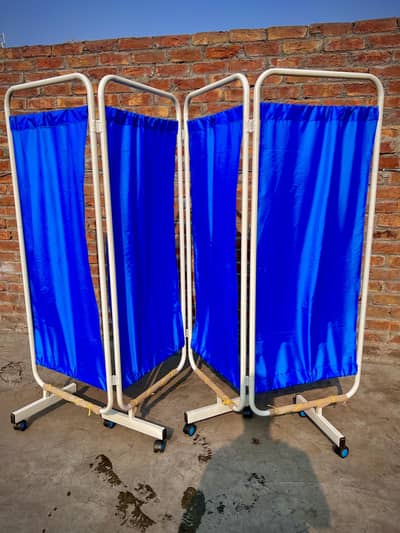 Medical Trolleys & Hospital Trolleys / Examination Couch