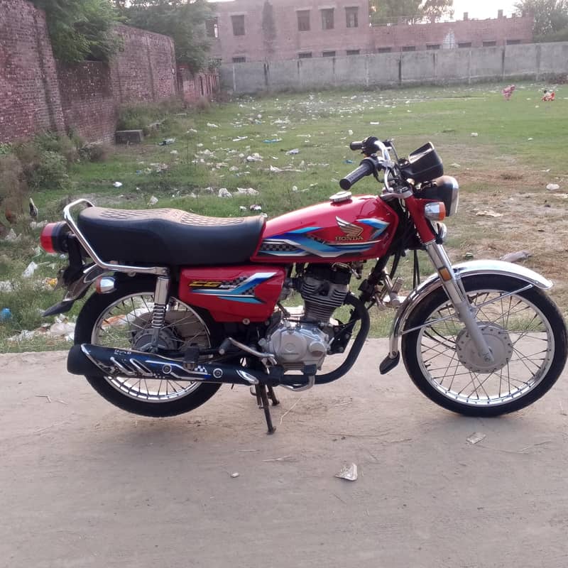 2024 model good condition perfect engine 3