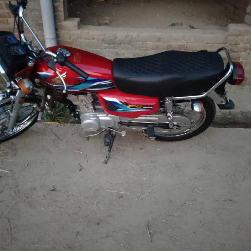 2024 model good condition perfect engine 4