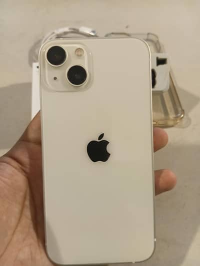 Apple iPhone 13