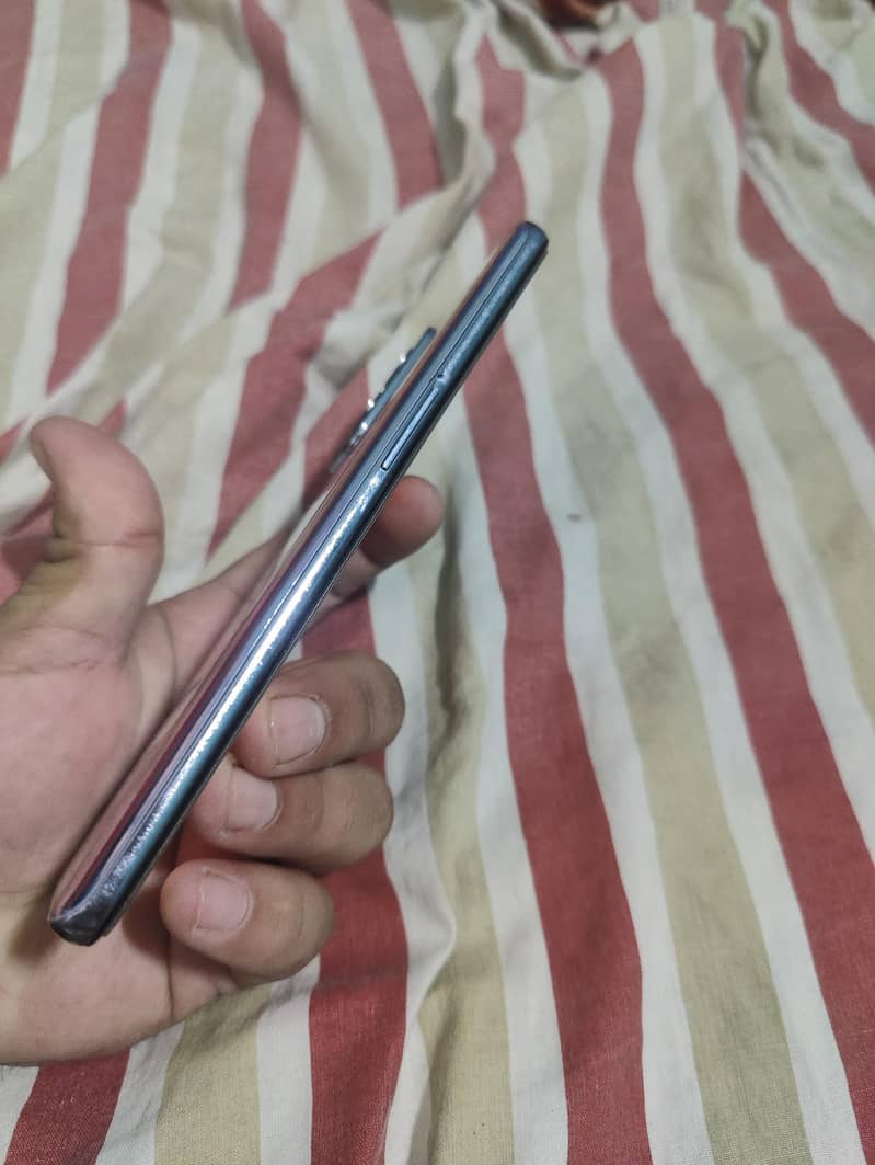One Plus 9 6
