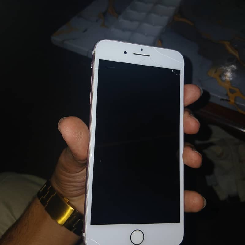 Apple iPhone 7 Plus 1