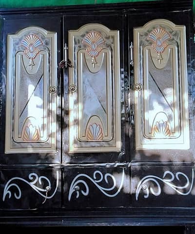 almari 3 door