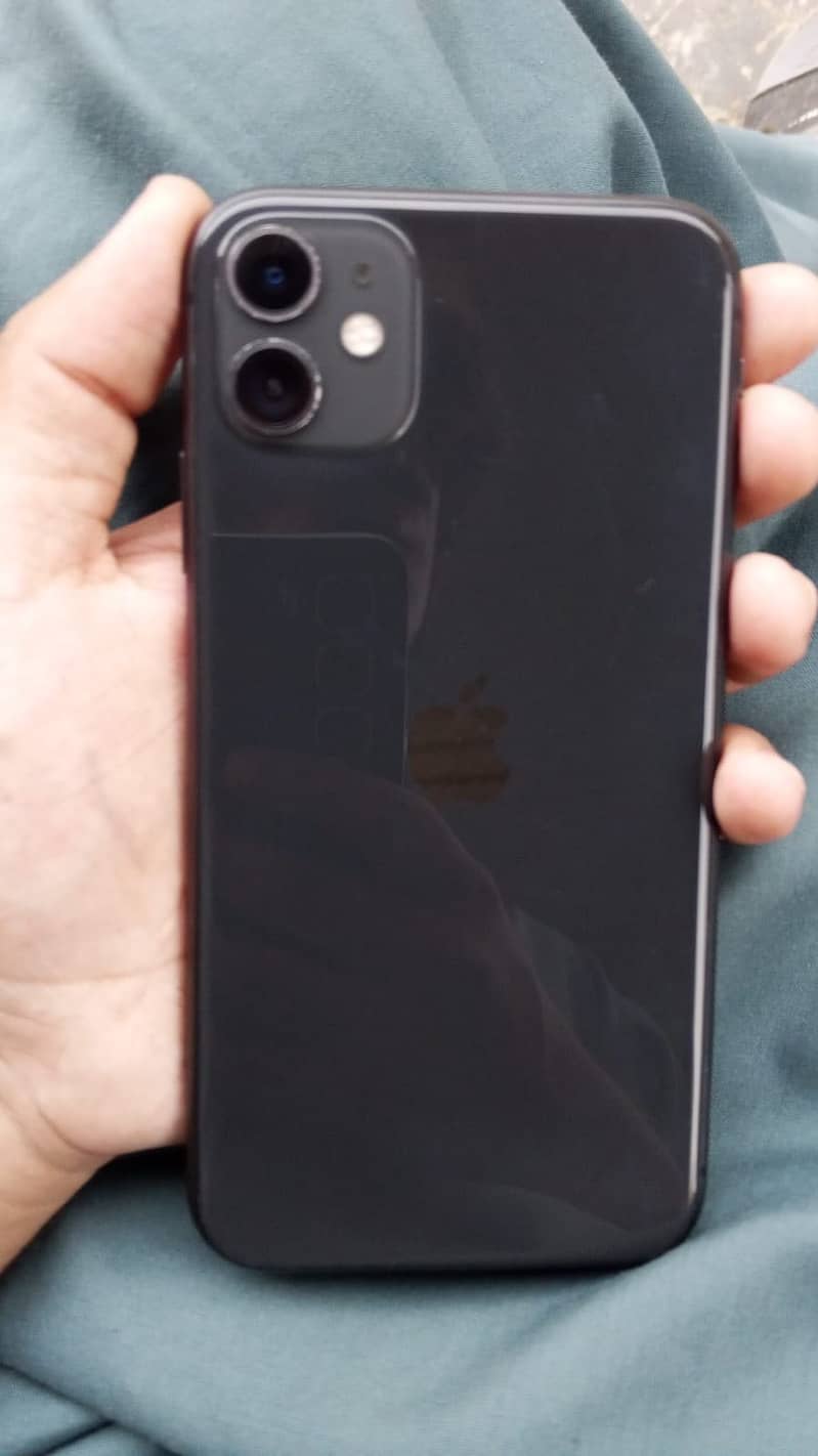 Apple iPhone 11 3