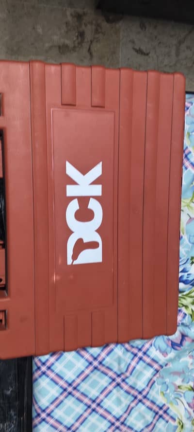 DEMOLITION HAMMER DCK