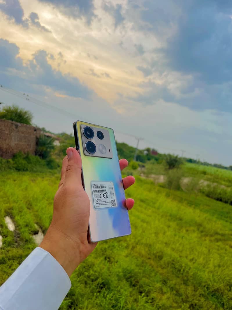 Infinix Note 40 0