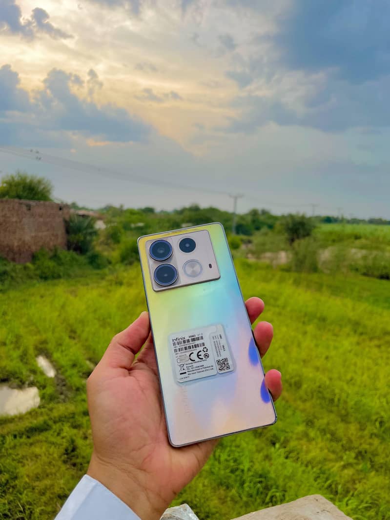 Infinix Note 40 4