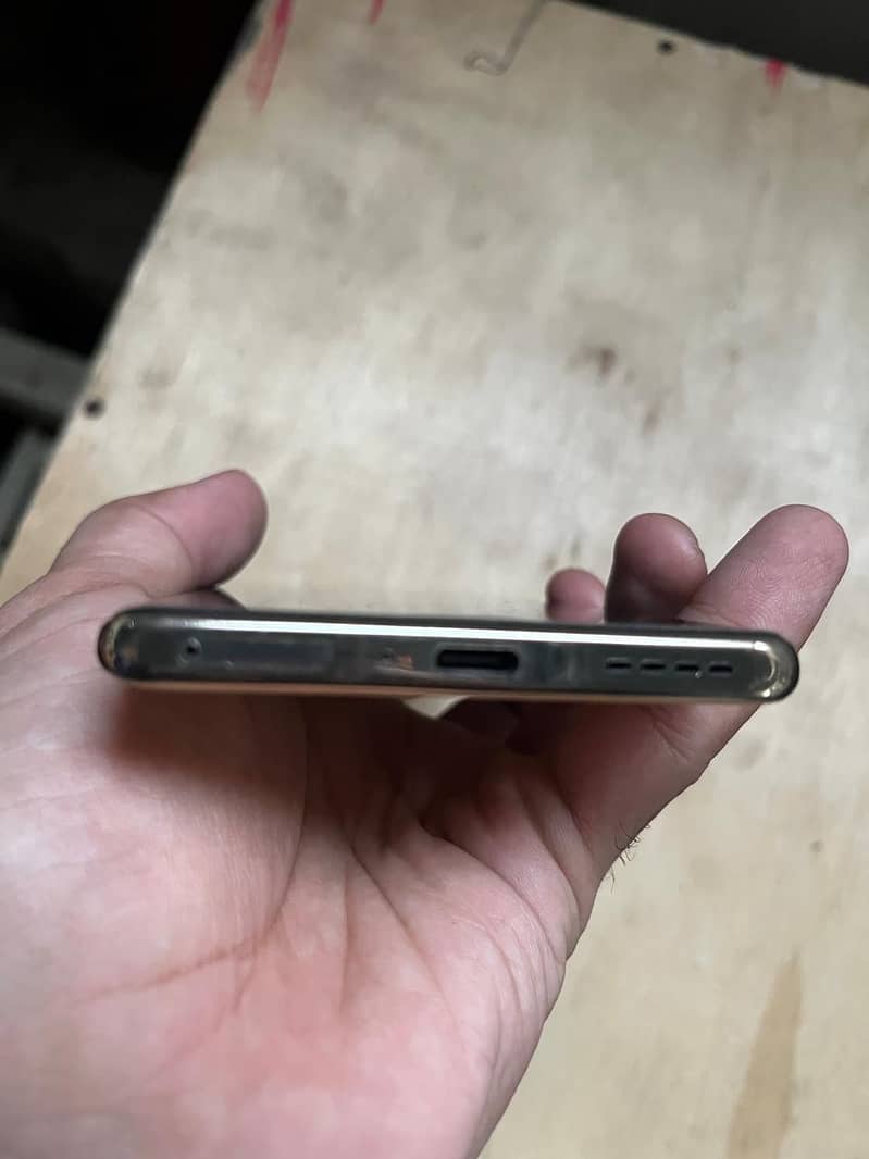Infinix Note 40 Pro 5