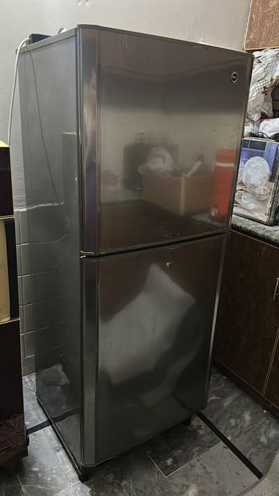 Pel used fridge lahore