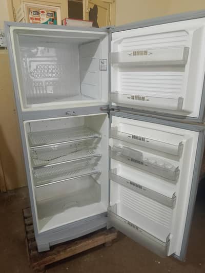 Dawlance refrigerator
