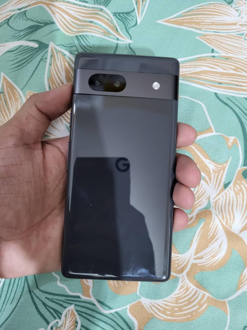 Google Pixel 7a 2