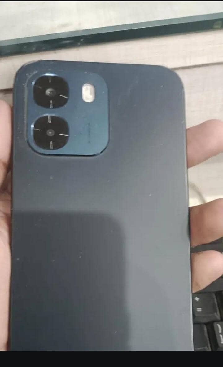 OPPO A6 4