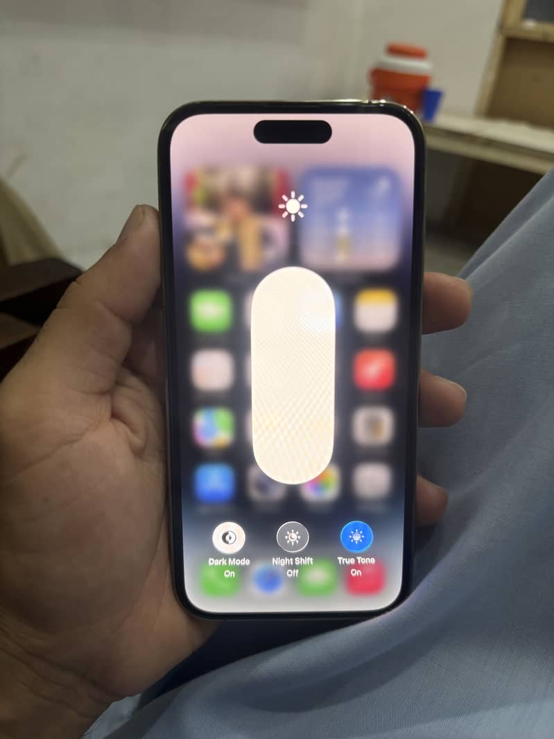 Apple iPhone 14 Pro 2