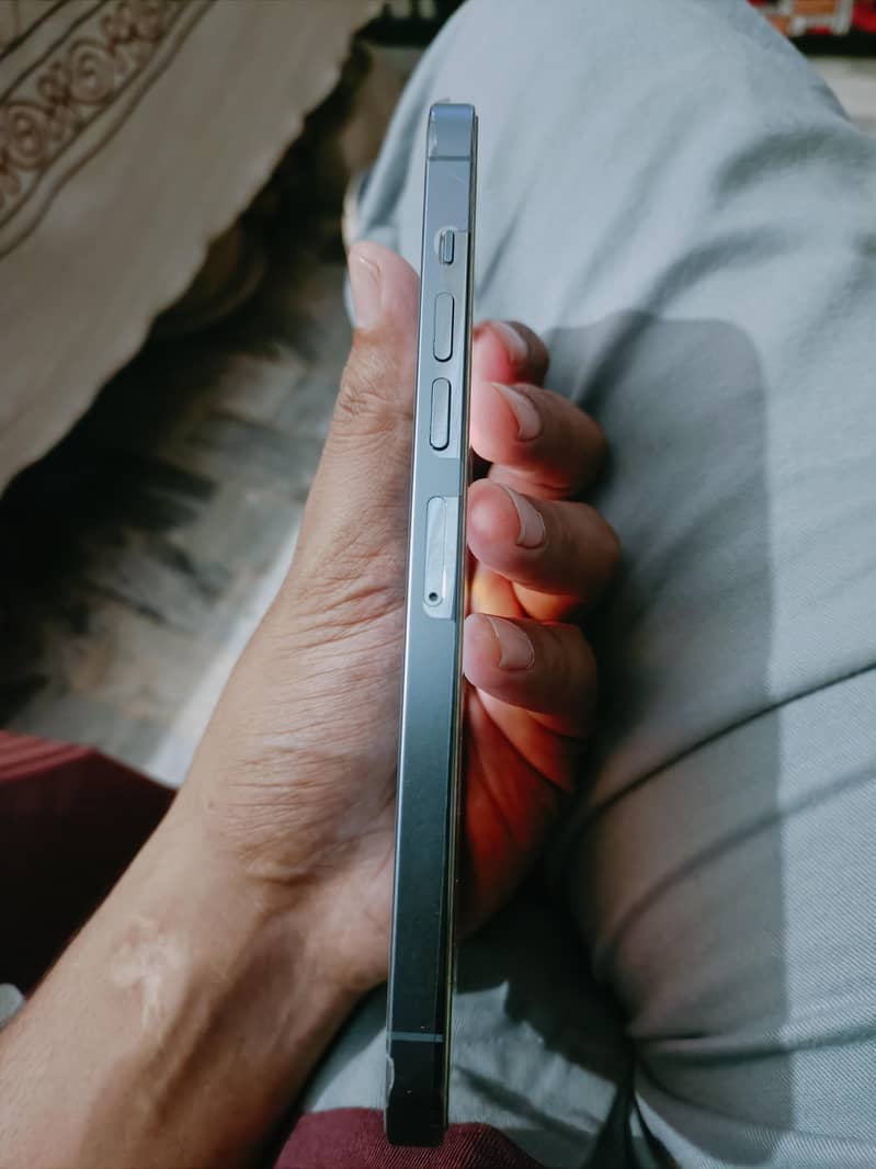 Iphone 13 Pro Max 6