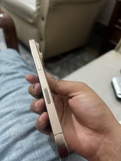 Apple iPhone 16 Pro