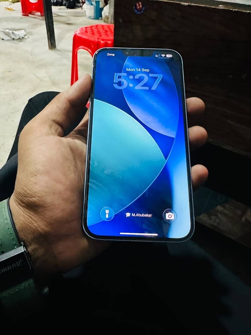 Apple iPhone 14 plus 3