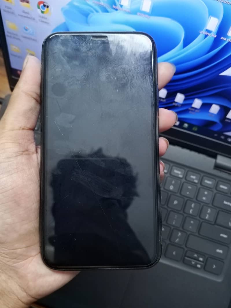 Apple iPhone 11 Pro 1