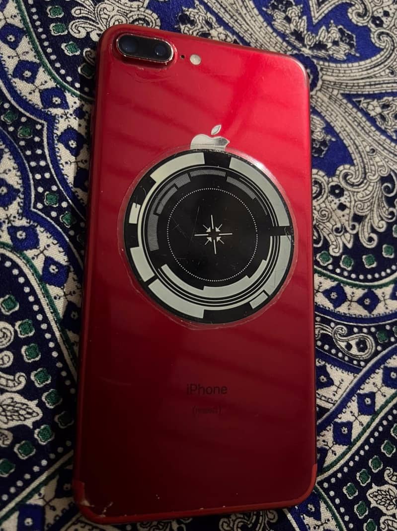 Apple iPhone 7 Plus 0