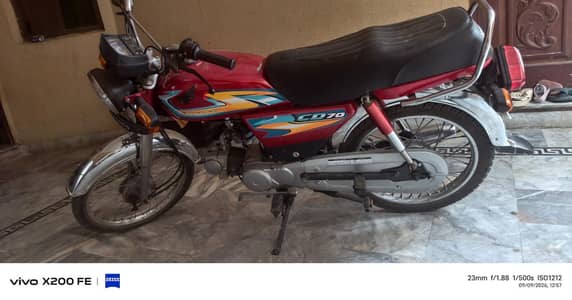 Honda CD 70 2024