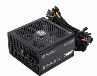 Thermaltake Smart RGB 700W Power Supply