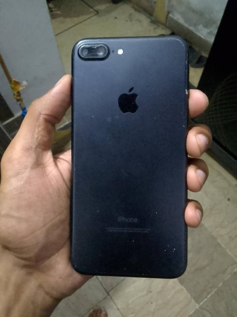 Apple iPhone 7 Plus jv 0