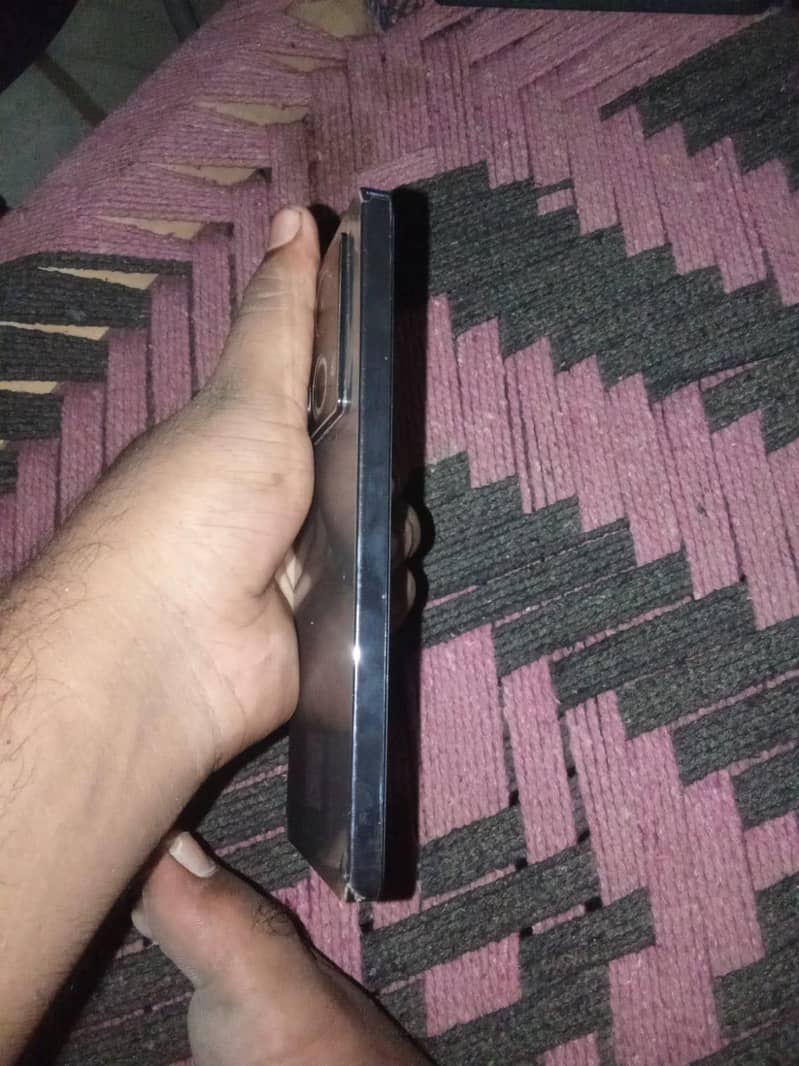 Infinix NOTE 40 1