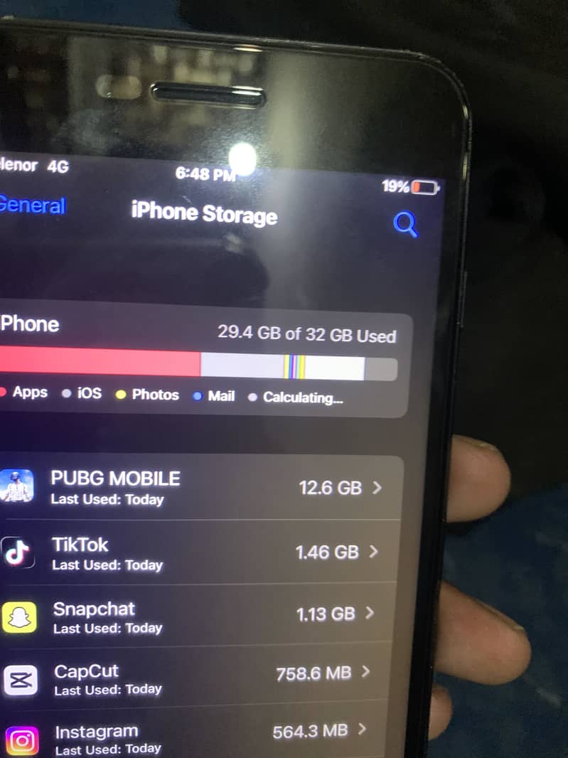 Apple iPhone 7 Plus 3