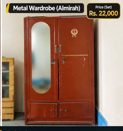 Metal Almirah with Mirror – Spacious & Strong – Rs. 22,000