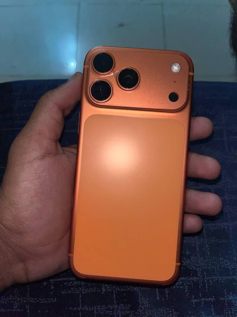 Apple iPhone 17 Pro Max 0