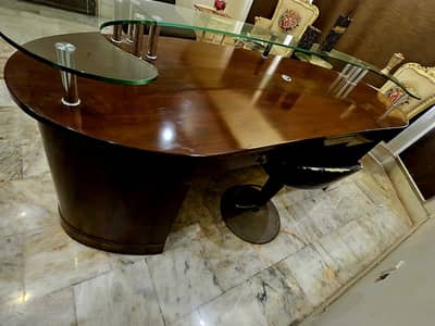 Slightly Used Imported Office Furniture |Workstations,Executive Tables