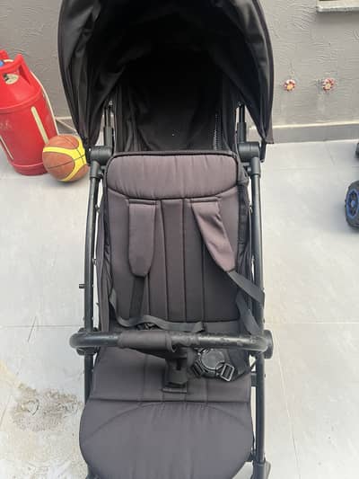 Baby pram/stroller