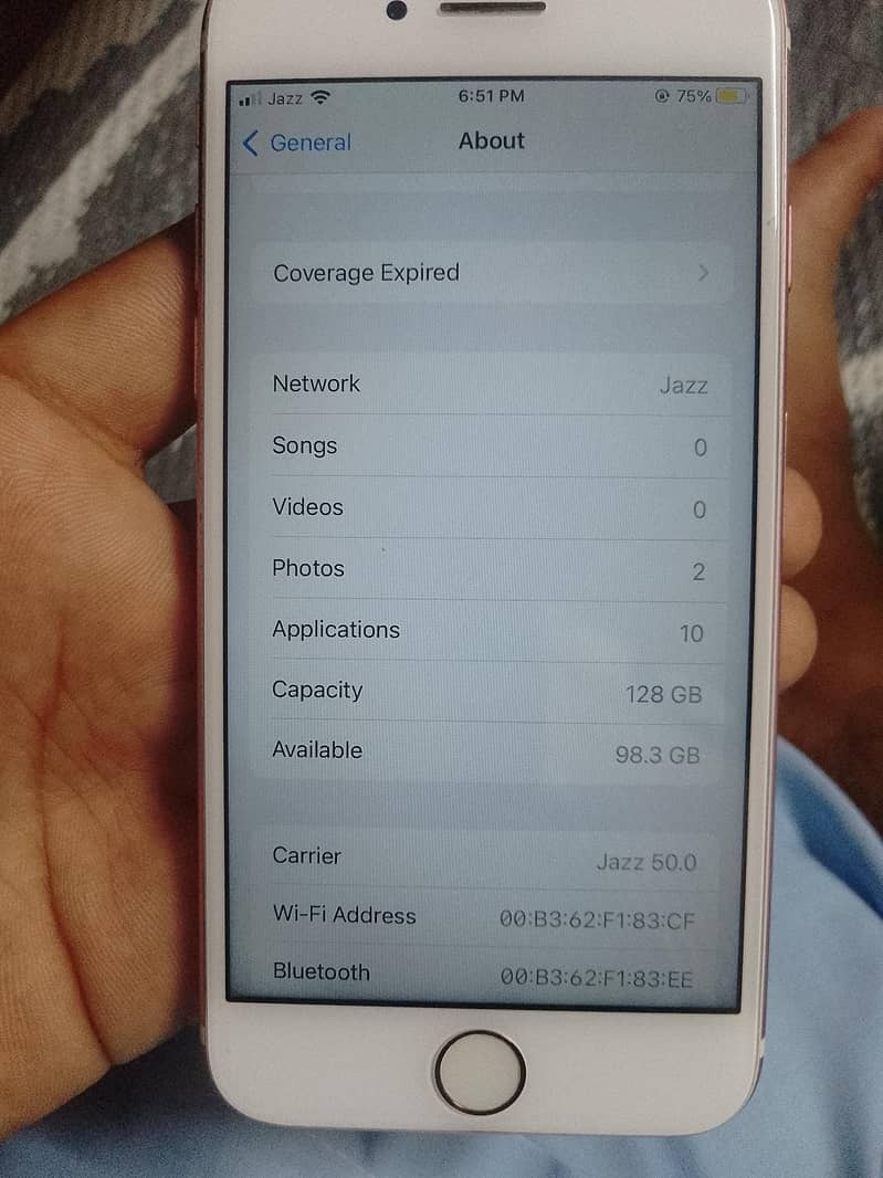 Apple iPhone 7 2