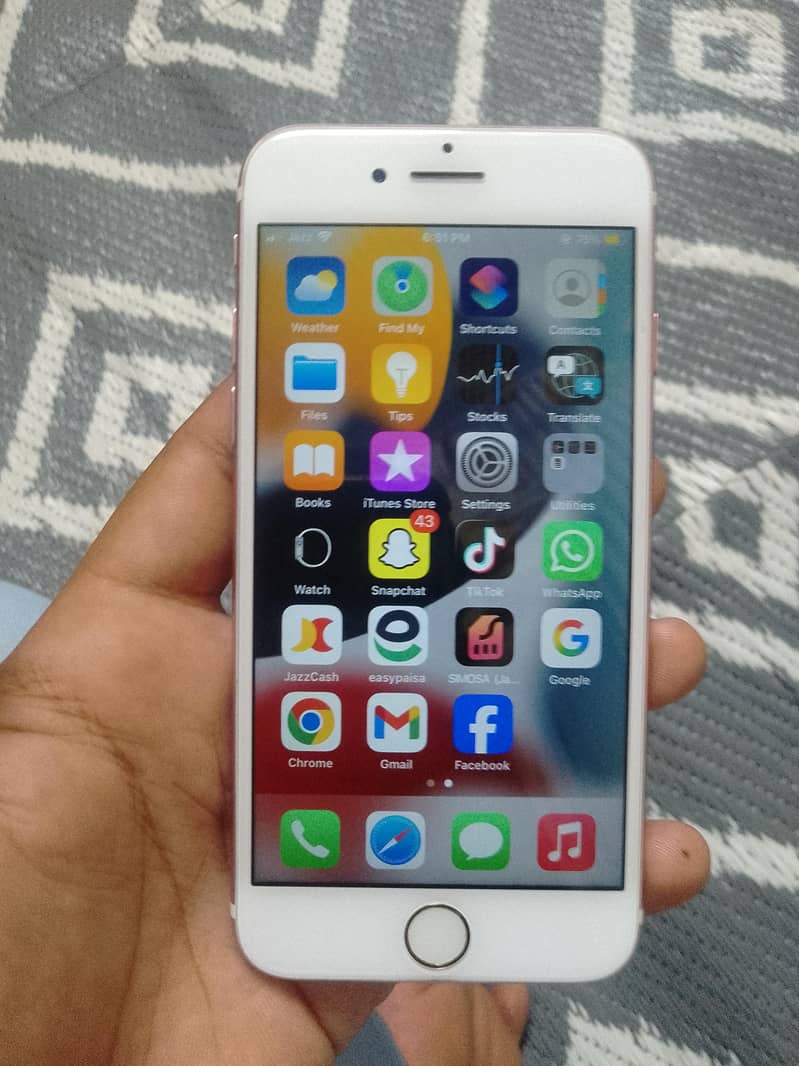 Apple iPhone 7 3