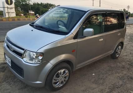 Mitsubishi Ek Wagon 2012