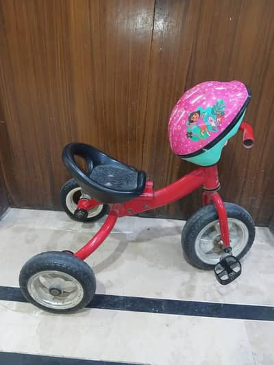 Kids cycle with helmet