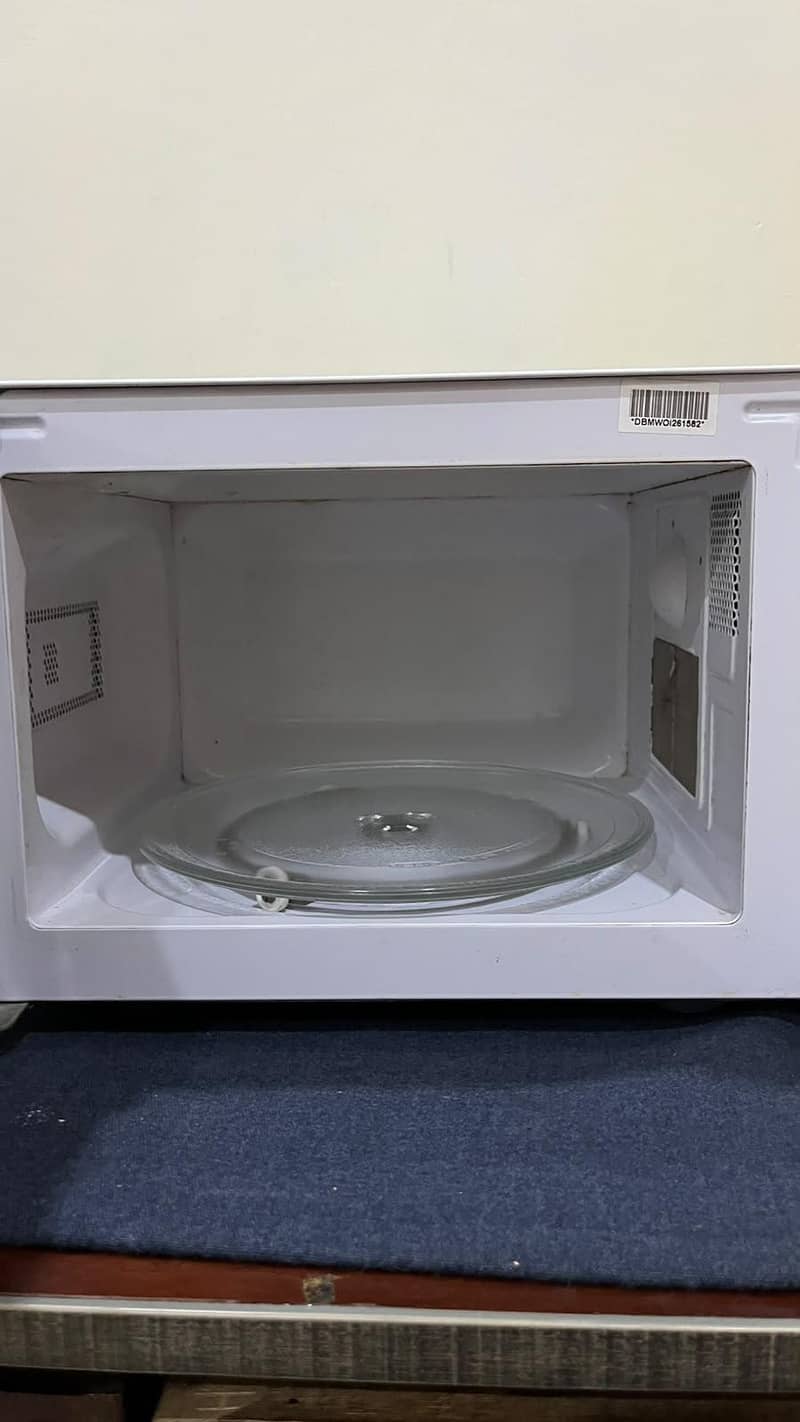 Dawlance Microwave 3