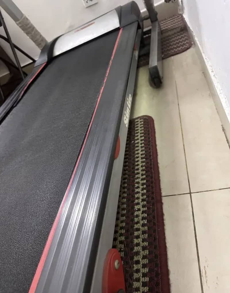 Slimline treadmill 5