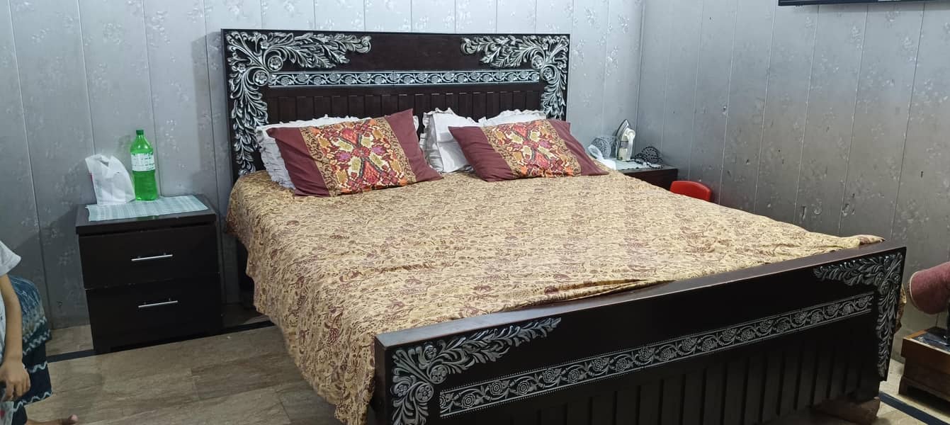 Bed & side table 1