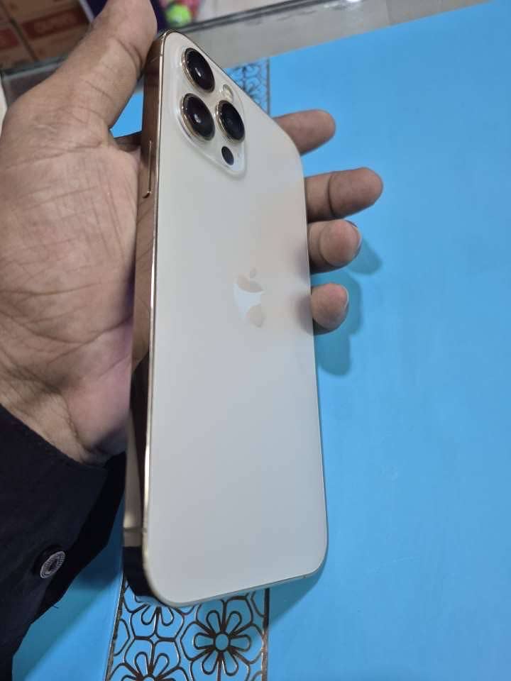 iPhone 12 Pro max 2