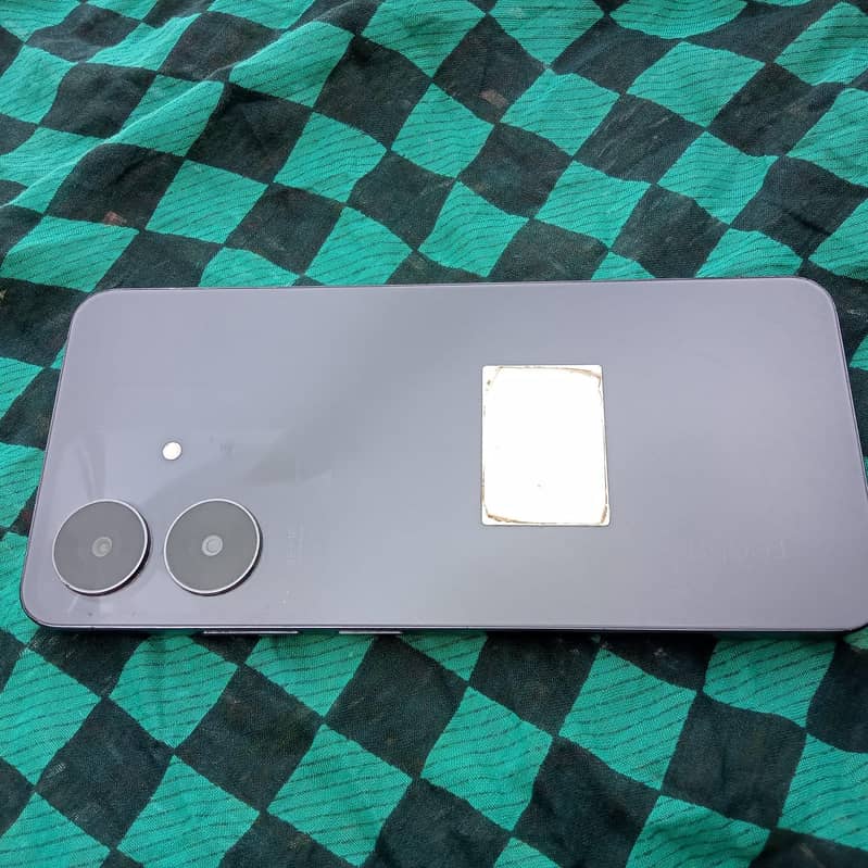 Realme Note 60 1
