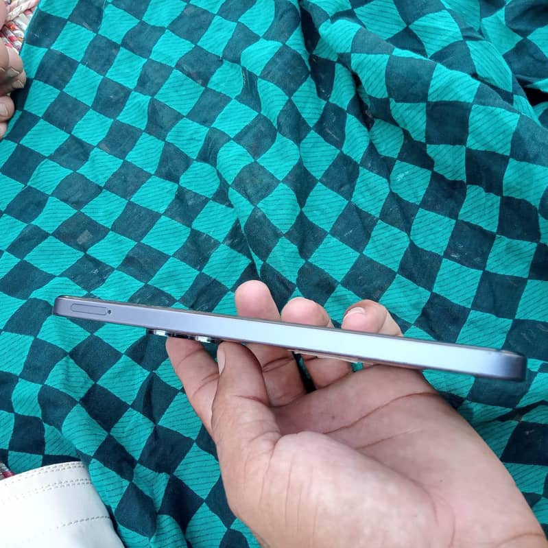 Realme Note 60 3